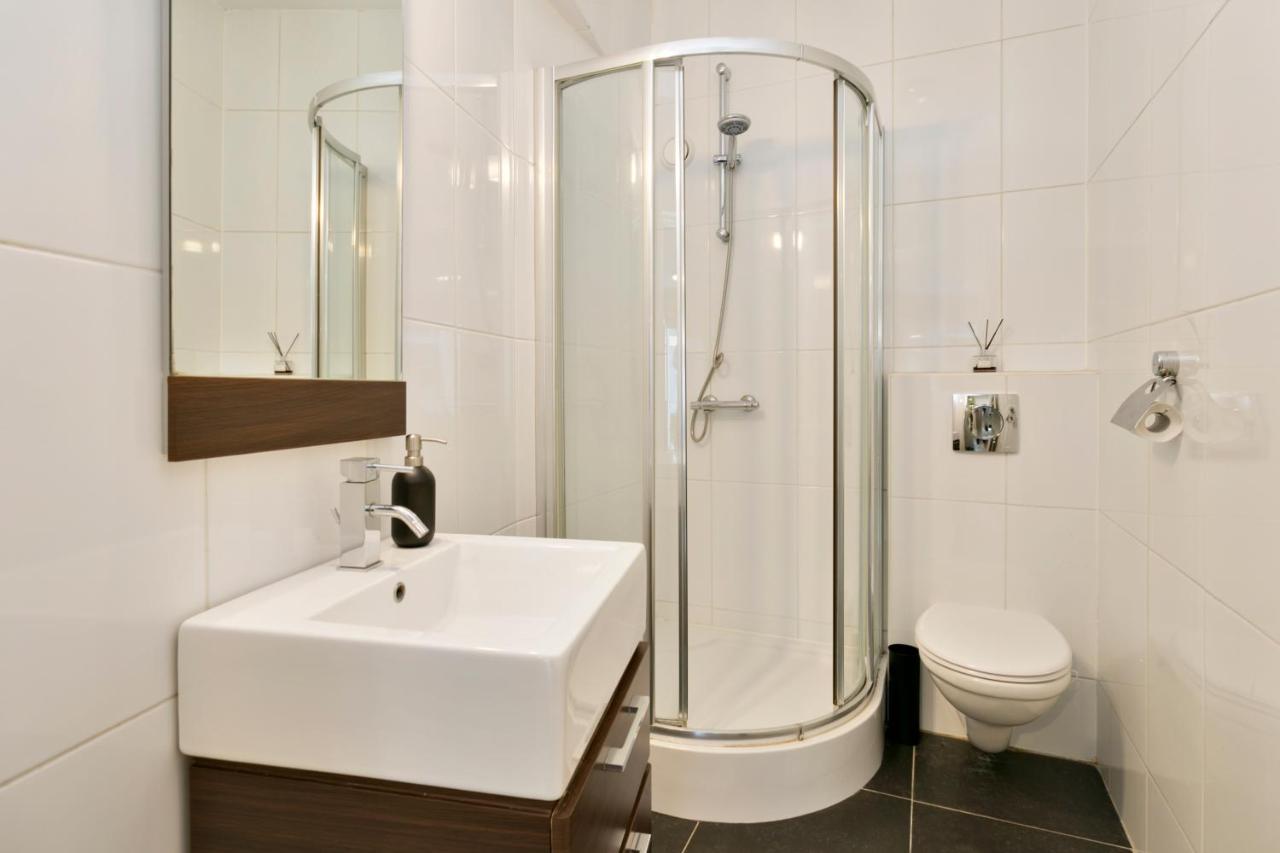 Studio In City Center With Terrace, Netflix - Wifi 安特卫普 外观 照片